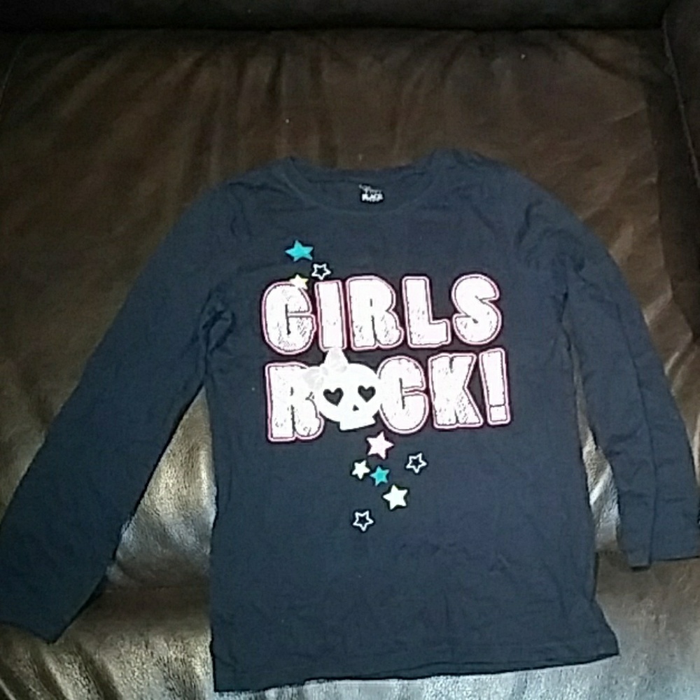 Long sleeve black shirt